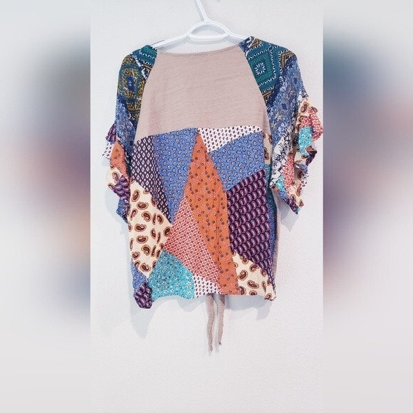 Umgee Multicolored Multimedia Top Size L - Picture 3 of 6